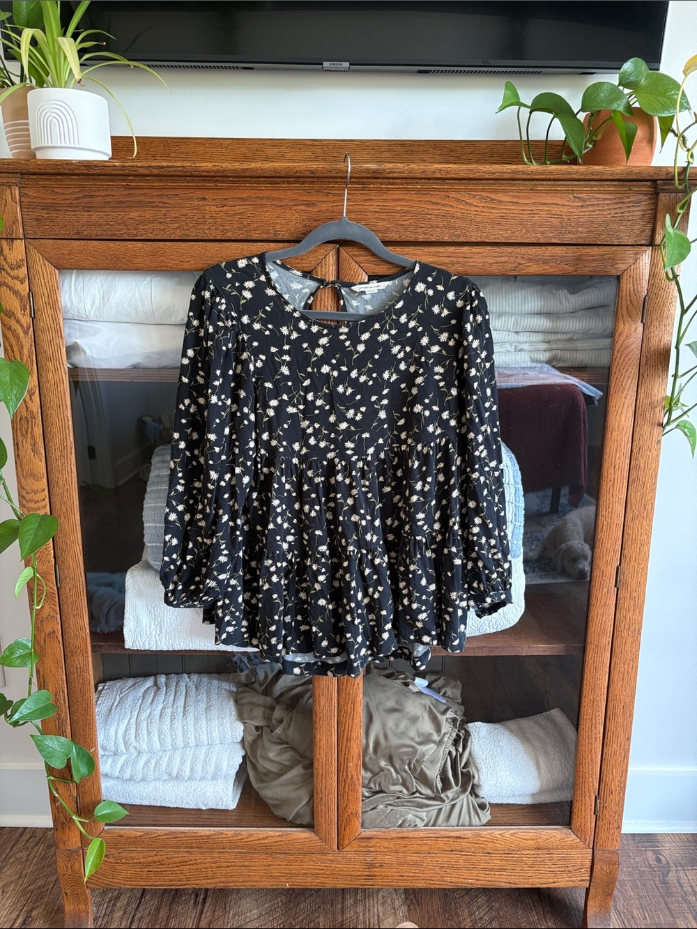 American Eagle Outfitters Black Blouse with Cream Floral Print